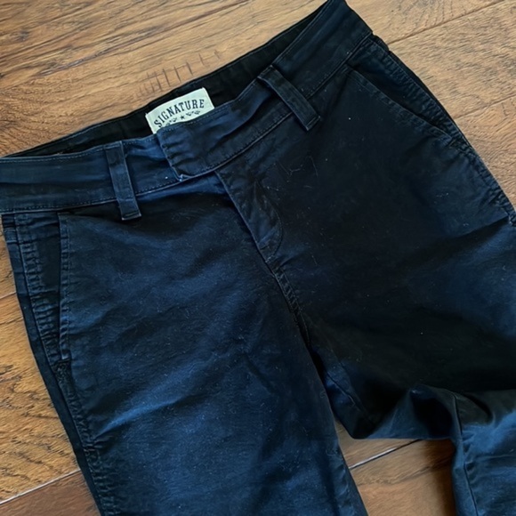 Levi’s signature black flap pocket cropped jeans - Picture 2 of 9